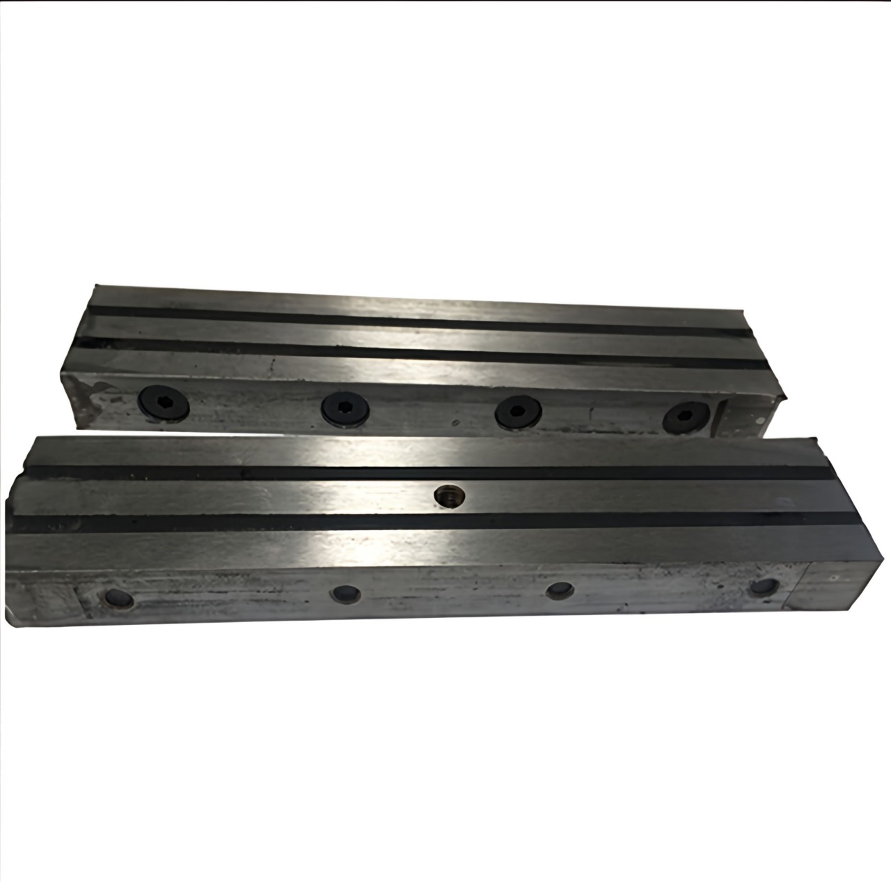 shuttering magnet with thread